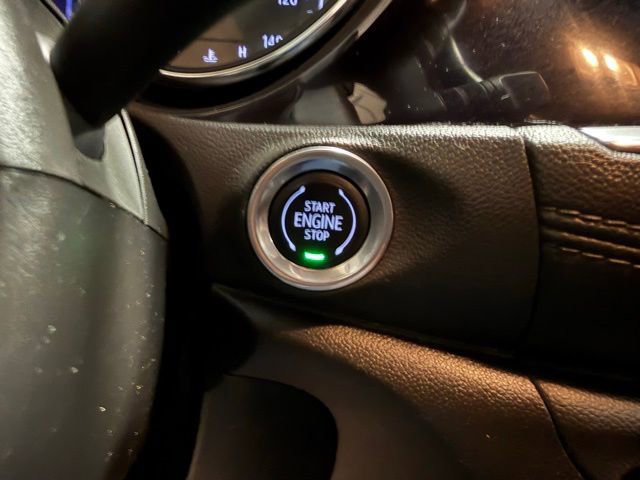 Used 2021 Buick Encore GX Select w/ Sport Touring Package image 37