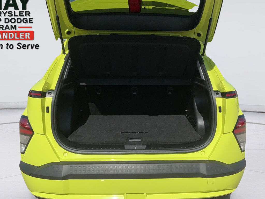 Used 2024 Hyundai Kona SEL FWD image 13