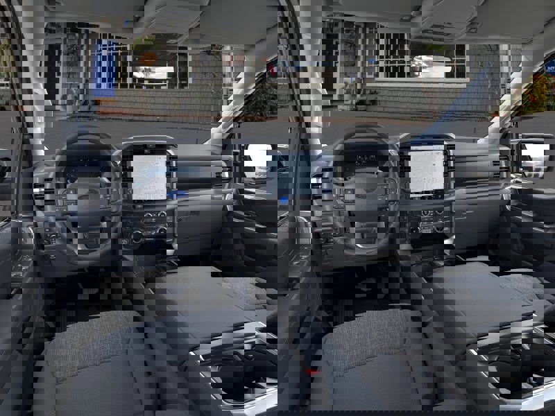 New 2025 Ford F150 XLT w/ Equipment Group 302A MID image 31