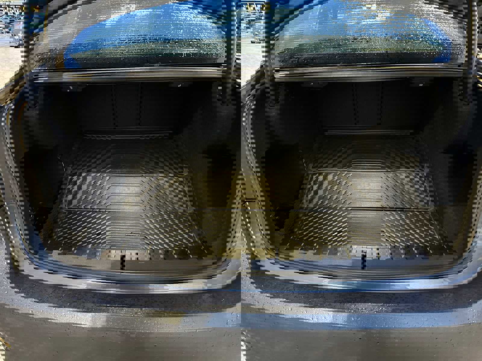 Used 2022 BMW 330e xDrive w/ Driving Assistance Package image 14