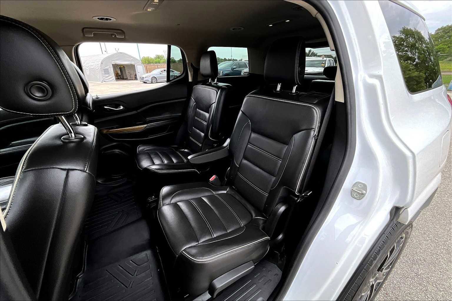 Used 2019 GMC Acadia Denali FWD image 19