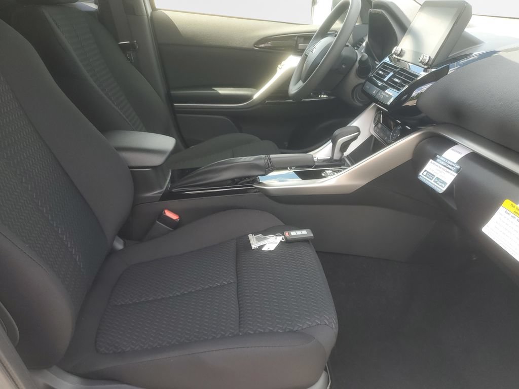 New 2026 Mitsubishi Eclipse Cross LE AWD/4WD image 26