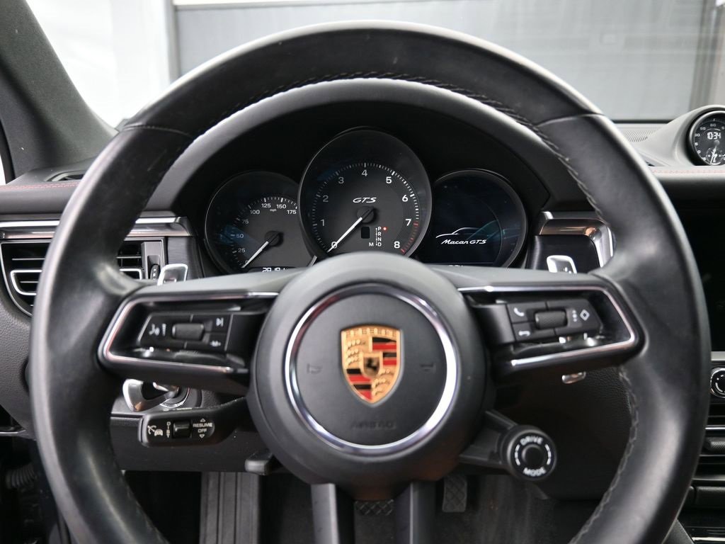 Certified 2023 Porsche Macan GTS image 6