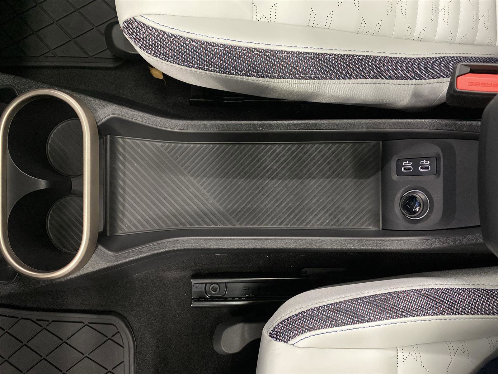 Certified 2025 MINI Cooper S image 27