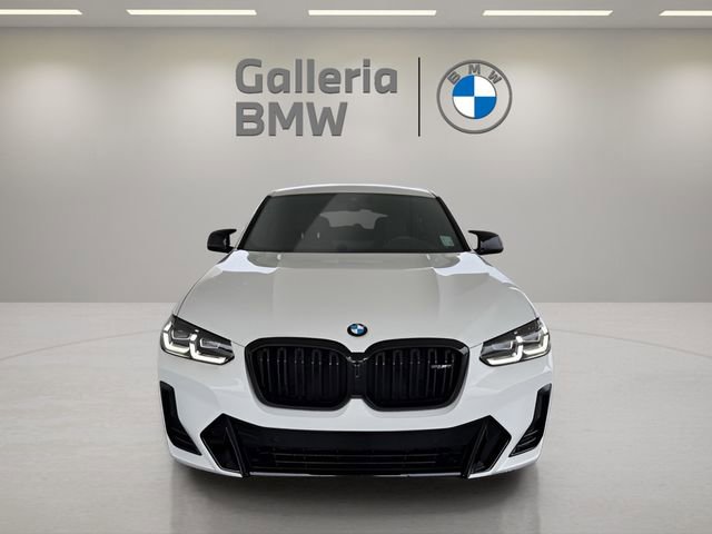 Used 2024 BMW X4 M40i w/ Premium Package image 3