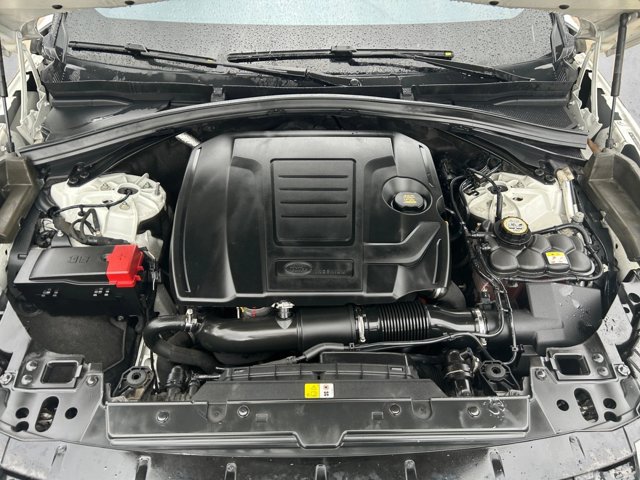 Used 2018 Land Rover Range Rover Velar R-Dynamic SE AWD/4WD image 22