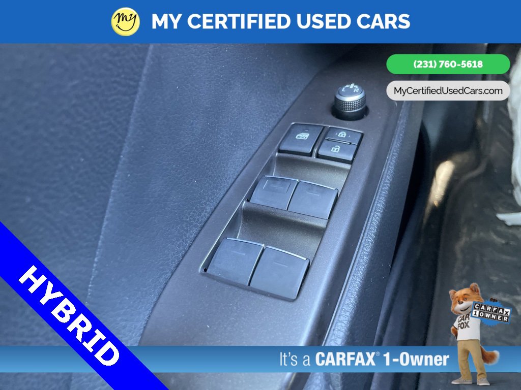 Used 2023 Toyota Camry XLE image 22