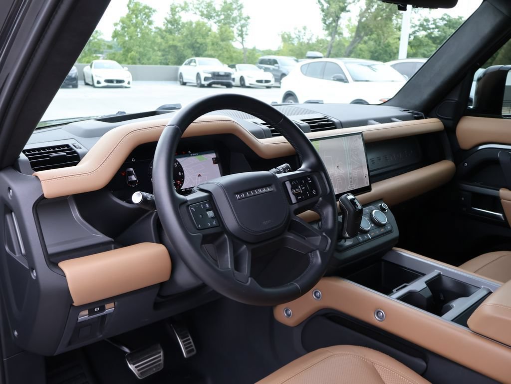 Certified 2025 Land Rover Defender 110 X AWD/4WD image 16
