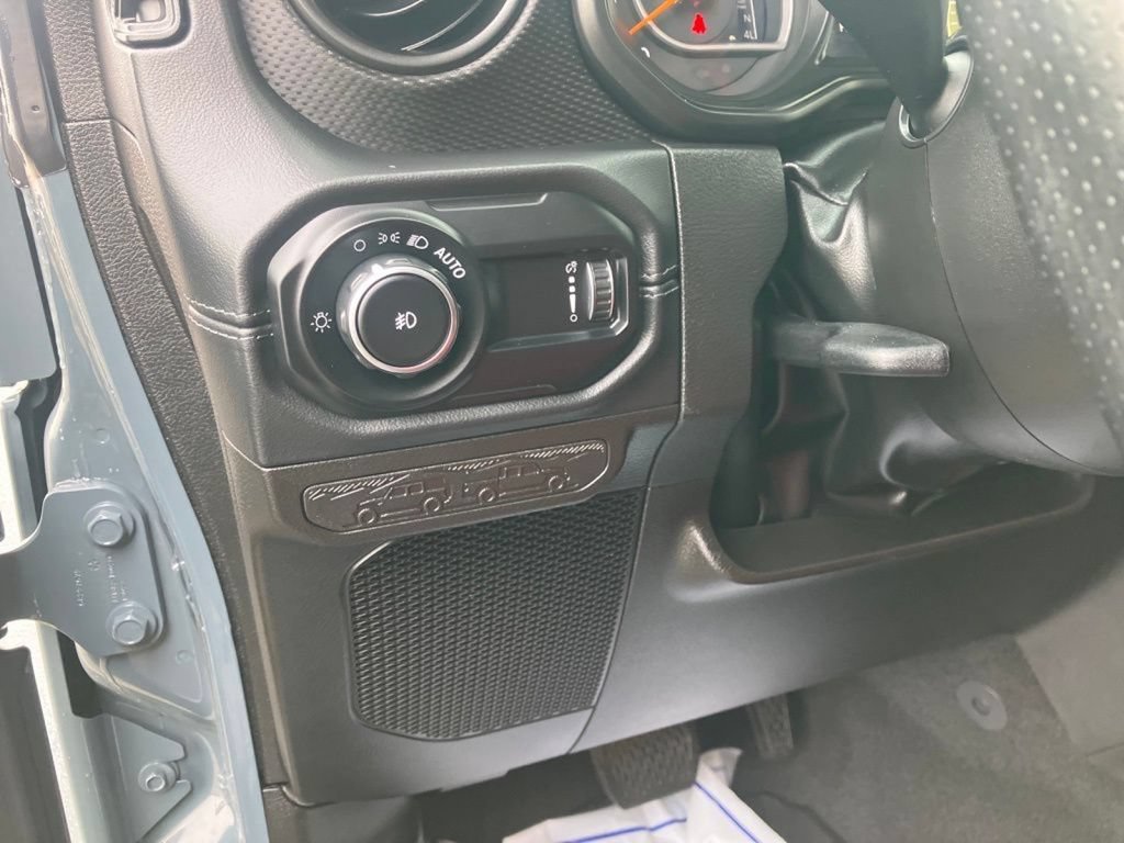 Used 2024 Jeep Wrangler Unlimited Rubicon 392 AWD/4WD image 19