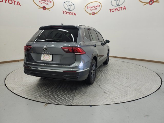 Used 2022 Volkswagen Tiguan SE FWD image 8