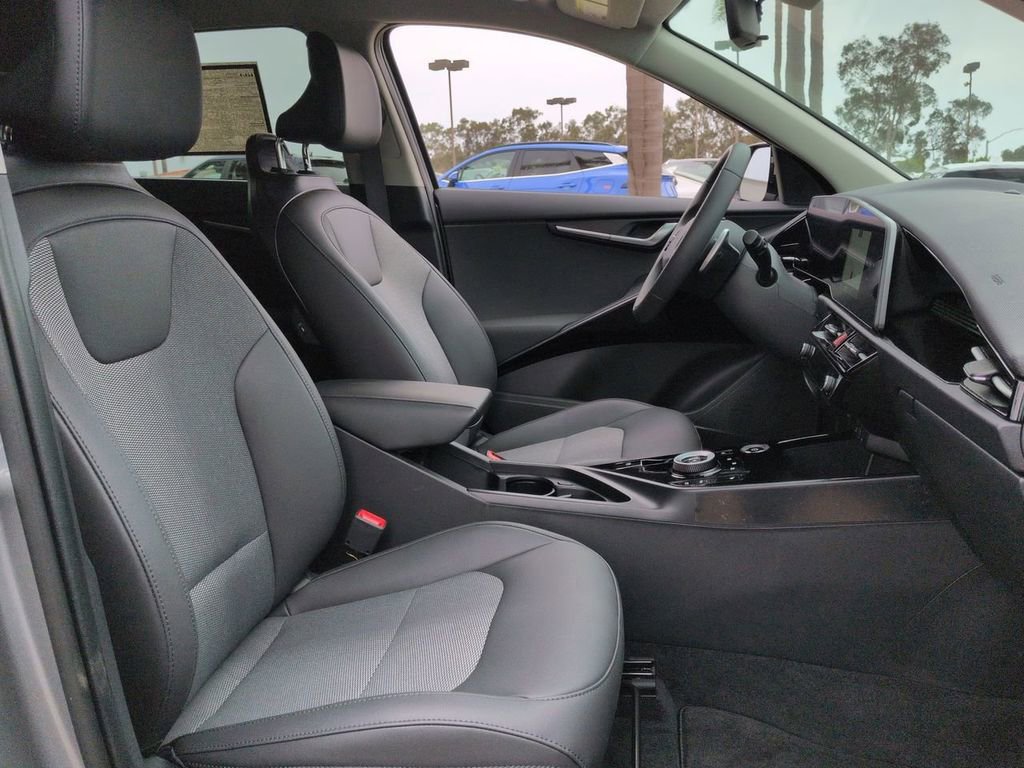 Certified 2025 Kia Niro Wind FWD image 29