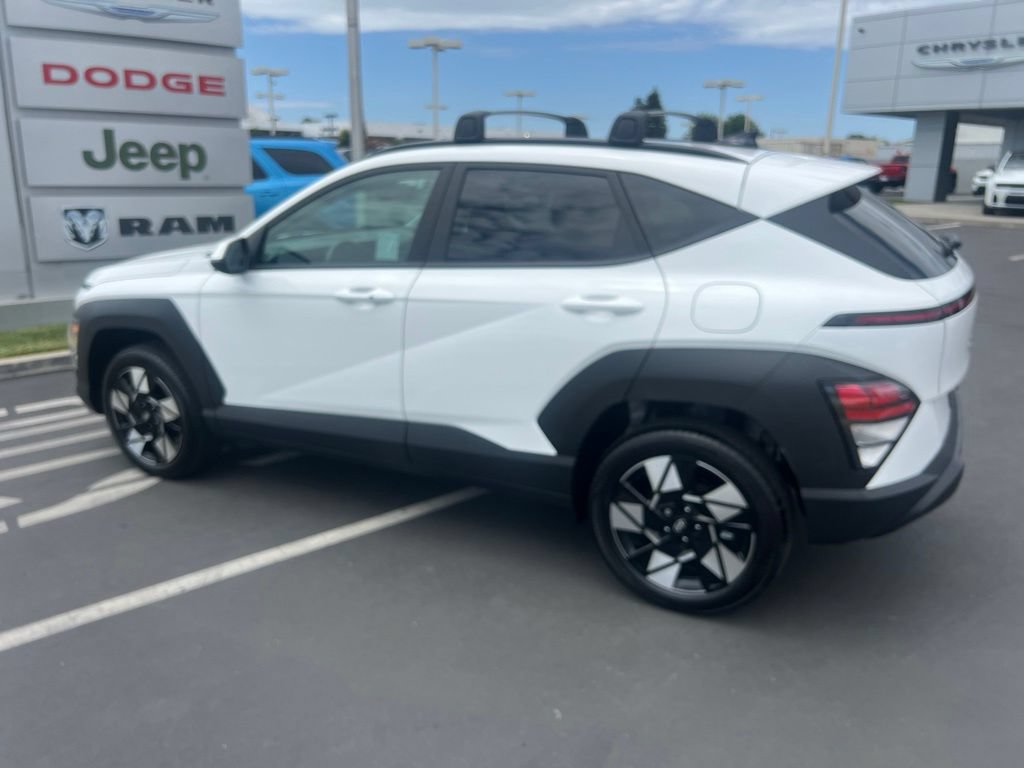 Used 2025 Hyundai Kona SEL AWD/4WD image 21