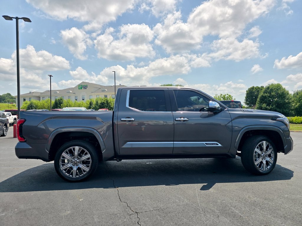 Certified 2025 Toyota Tundra Capstone AWD/4WD image 9
