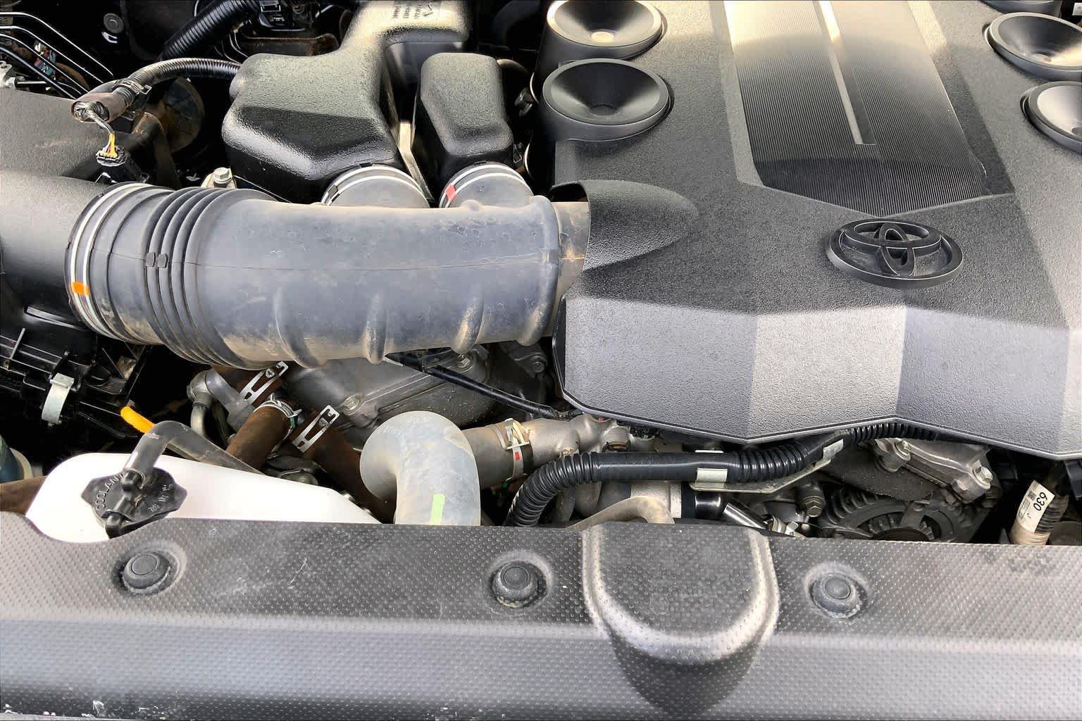 Used 2018 Toyota 4Runner SR5 Premium RWD image 33
