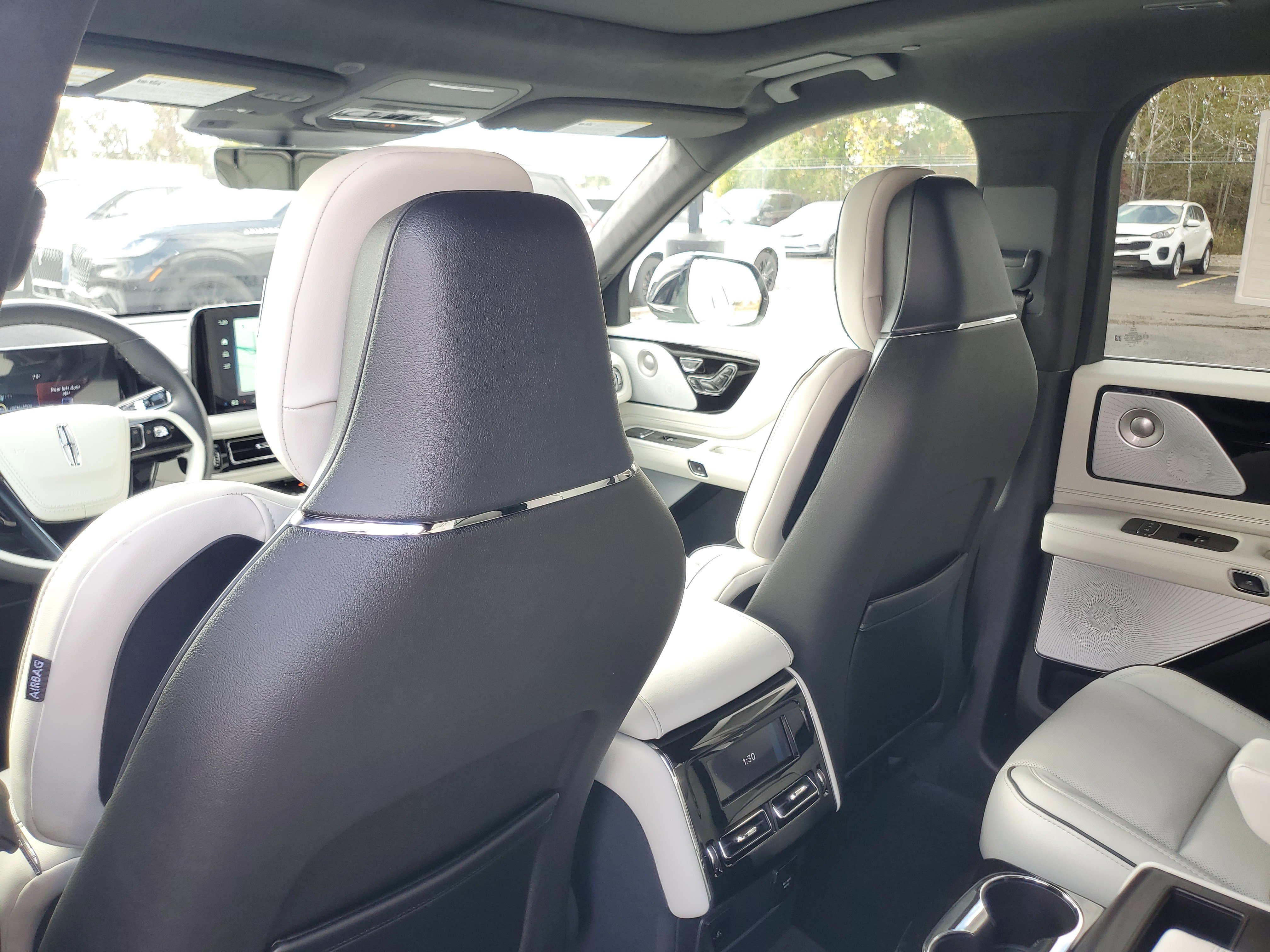 New 2026 Lincoln Aviator Black Label image 25