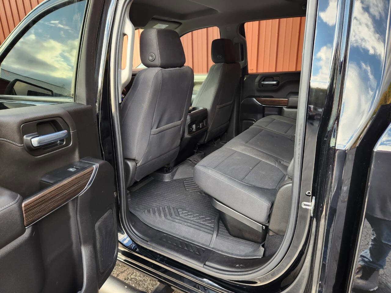 Used 2022 Chevrolet Silverado 1500 LT Trail Boss w/ Convenience Package II image 17