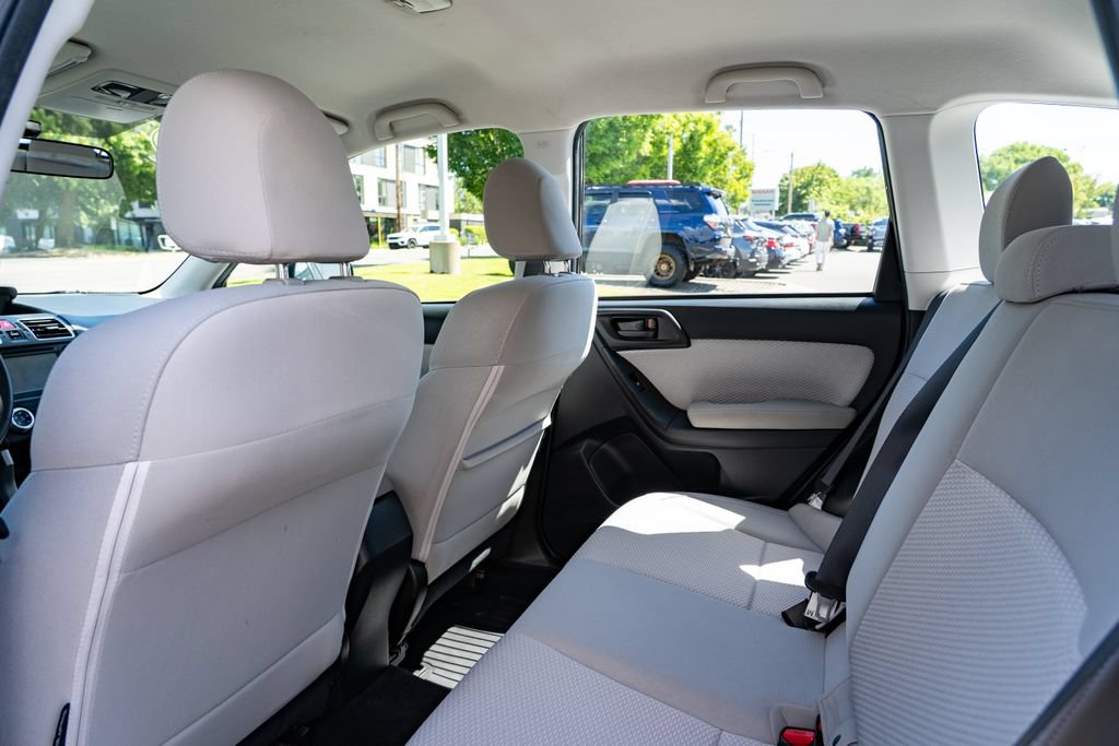 Used 2017 Subaru Forester 2.5i AWD/4WD image 23