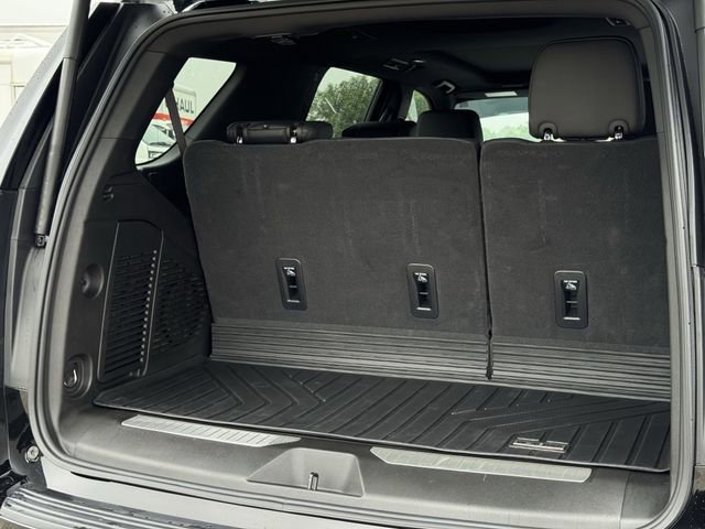 Used 2025 Chevrolet Tahoe Z71 w/ Comfort Package AWD/4WD image 32