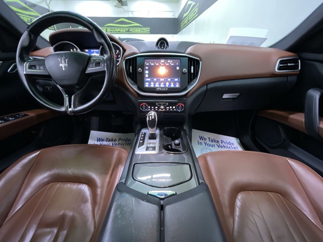 Used 2016 Maserati Ghibli image 18