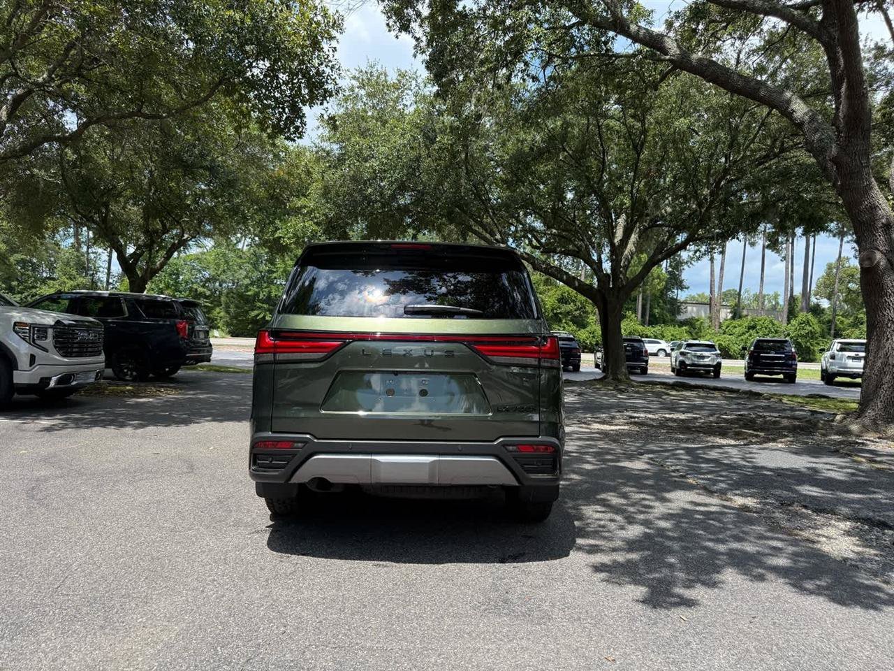 Used 2026 Lexus LX 700h Overtrail w/ Accessory Package (Z1) AWD/4WD image 6