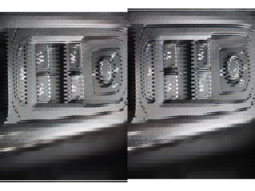 Used 2019 Volkswagen Atlas SE image 25