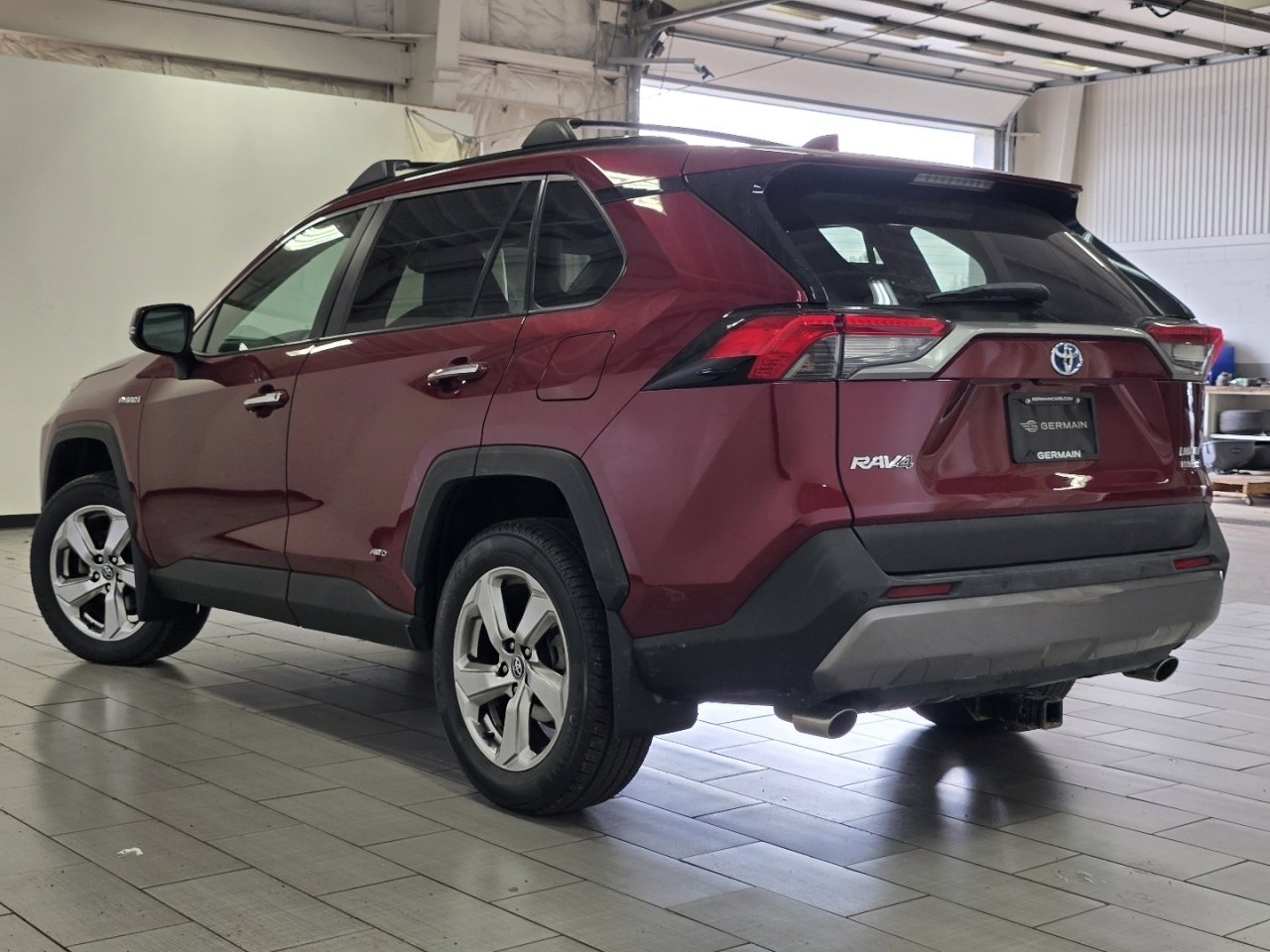 Certified 2020 Toyota RAV4 Limited image 18