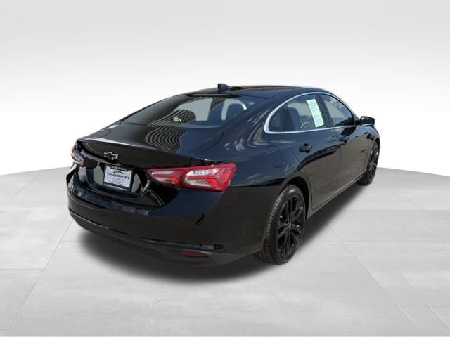 Used 2024 Chevrolet Malibu LT w/ Midnight Edition FWD image 2