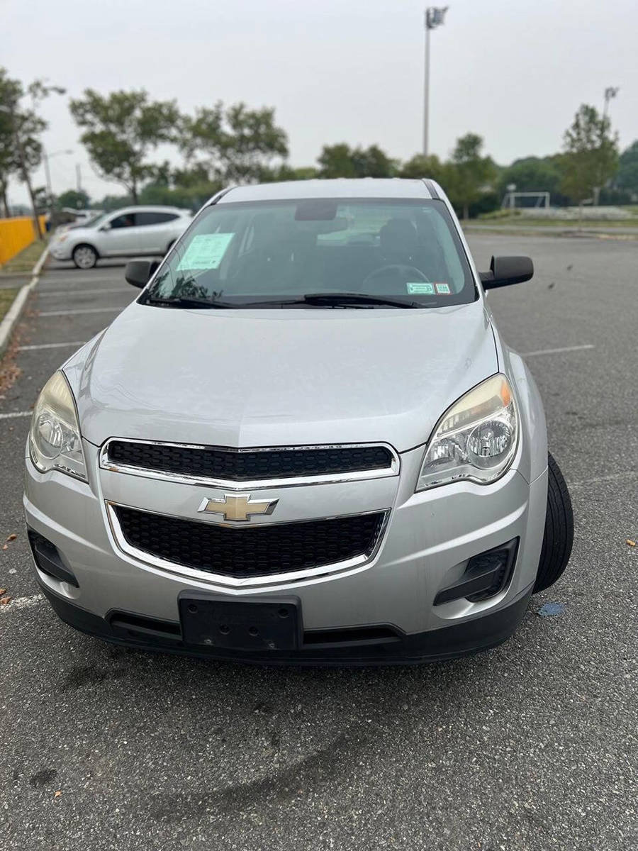 Used 2013 Chevrolet Equinox LS FWD image 2