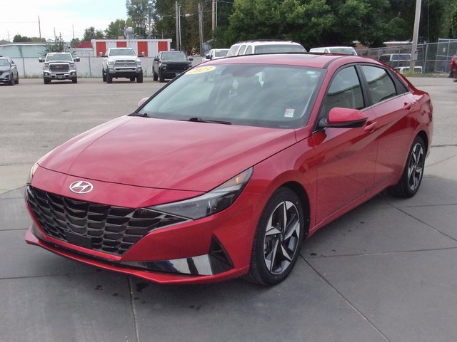 Used 2023 Hyundai Elantra Limited image 17