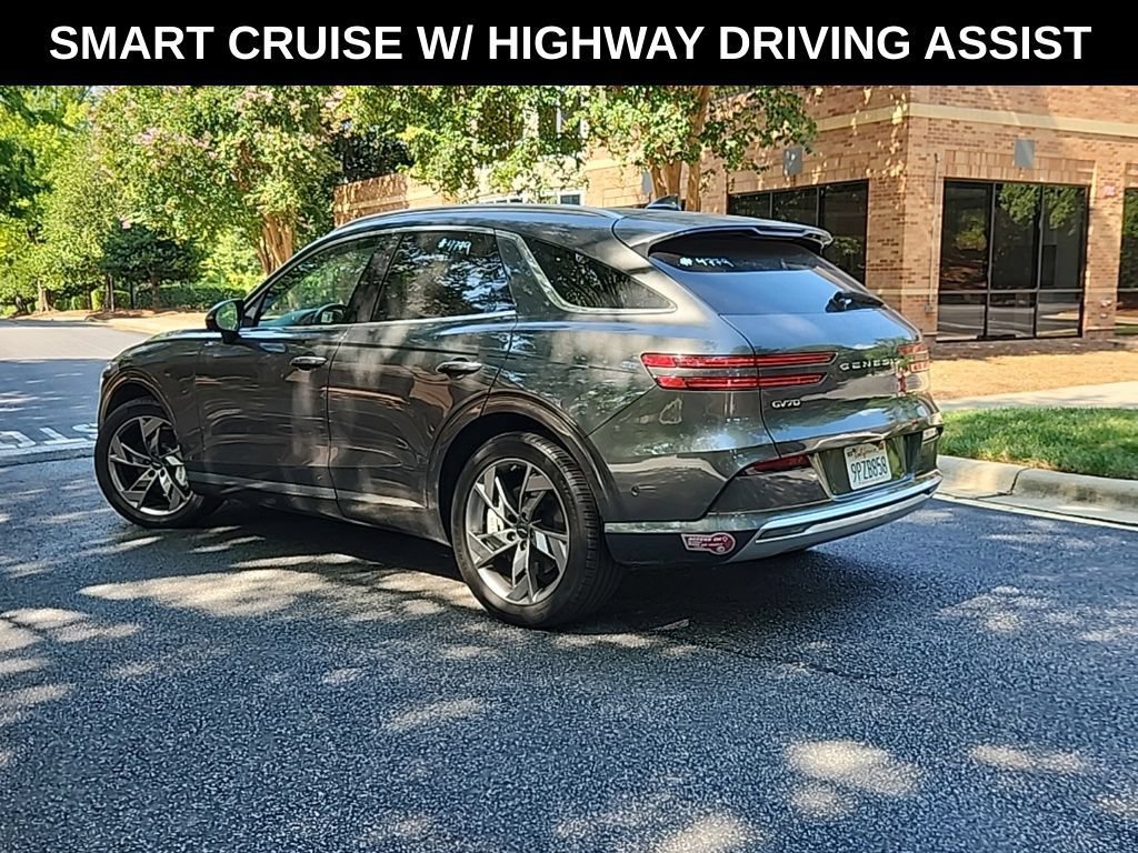 Used 2025 Genesis Electrified GV70 w/ Prestige Package AWD/4WD image 3