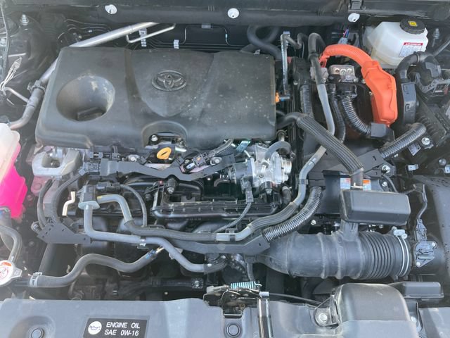 Used 2023 Toyota RAV4 XSE AWD/4WD image 31