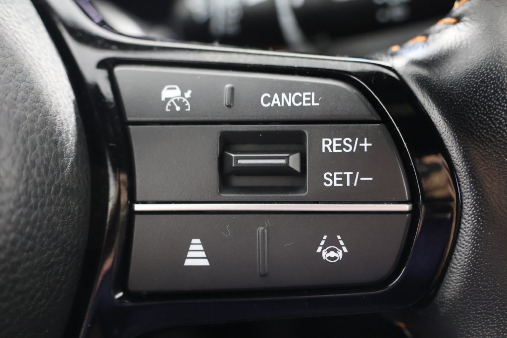 Used 2025 Honda HR-V Sport image 12