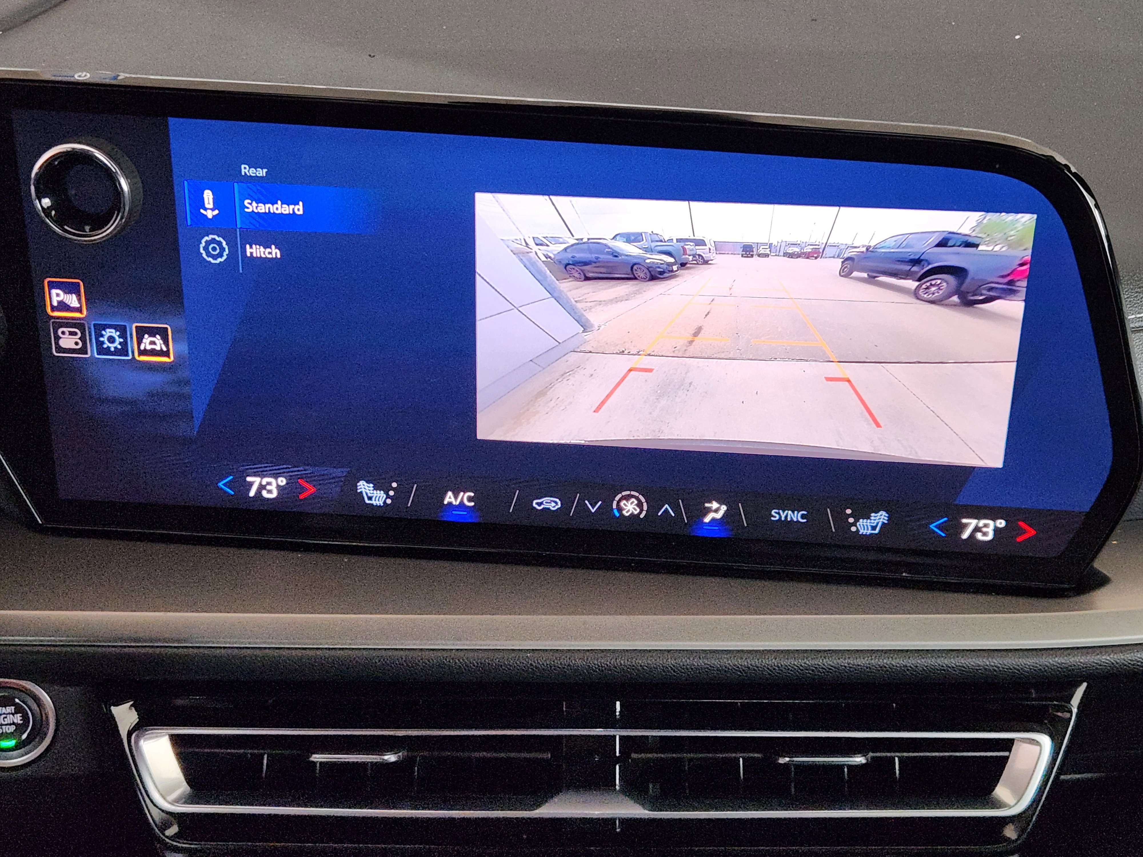 Used 2025 Chevrolet Traverse LT AWD/4WD image 18