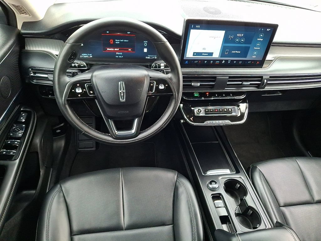 Certified 2023 Lincoln Corsair AWD w/ Equipment Group 101A image 2