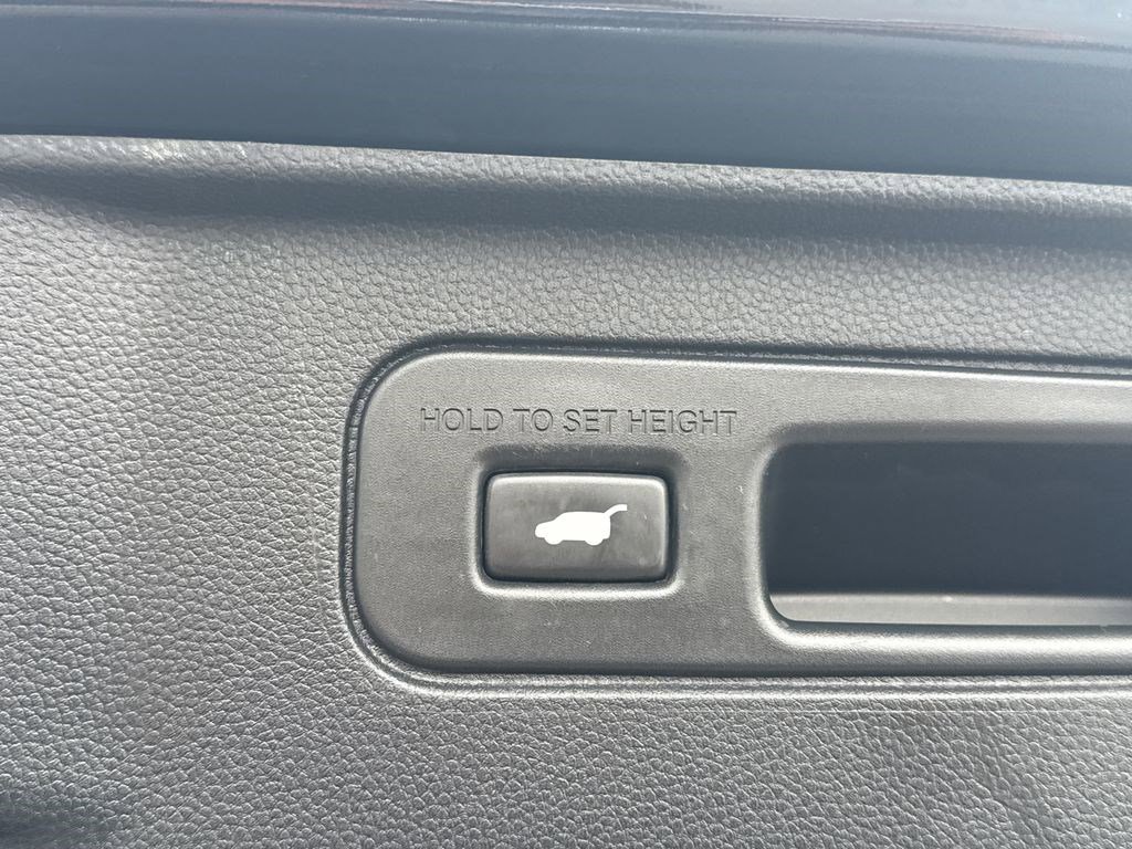 Certified 2023 Honda Pilot Elite image 17
