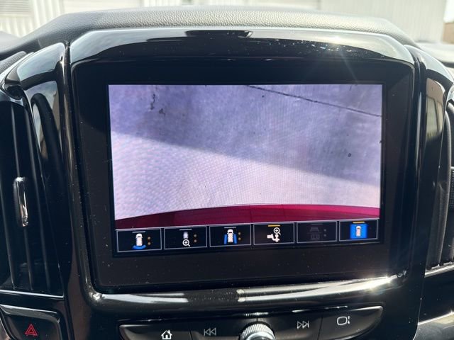 Used 2023 Chevrolet Traverse RS FWD image 27