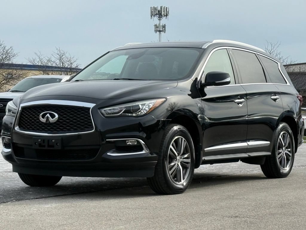 Used 2019 INFINITI QX60 Luxe w/ Essential Package