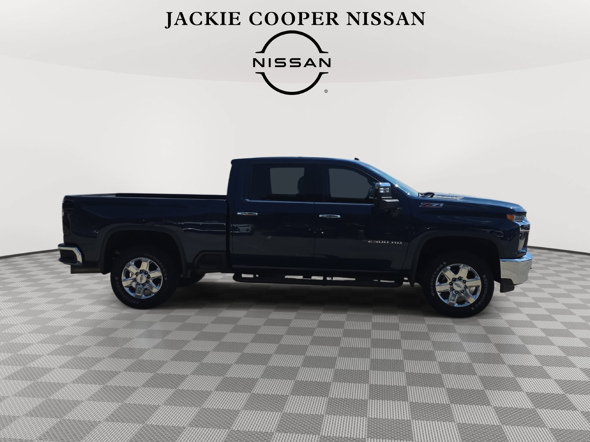 Used 2020 Chevrolet Silverado 2500 LTZ w/ LTZ Premium Package AWD/4WD image 4