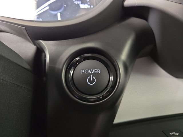 New 2026 Toyota Sienna XLE FWD image 24
