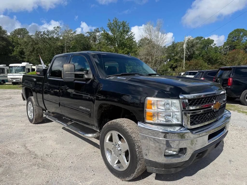 Used 2012 Chevrolet Silverado 2500 LTZ w/ LTZ Plus Package AWD/4WD image 3