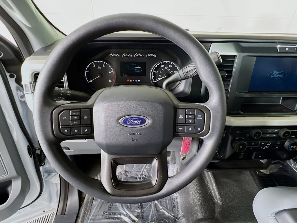 New 2026 Ford F550 4x4 Crew Cab Super Duty image 8