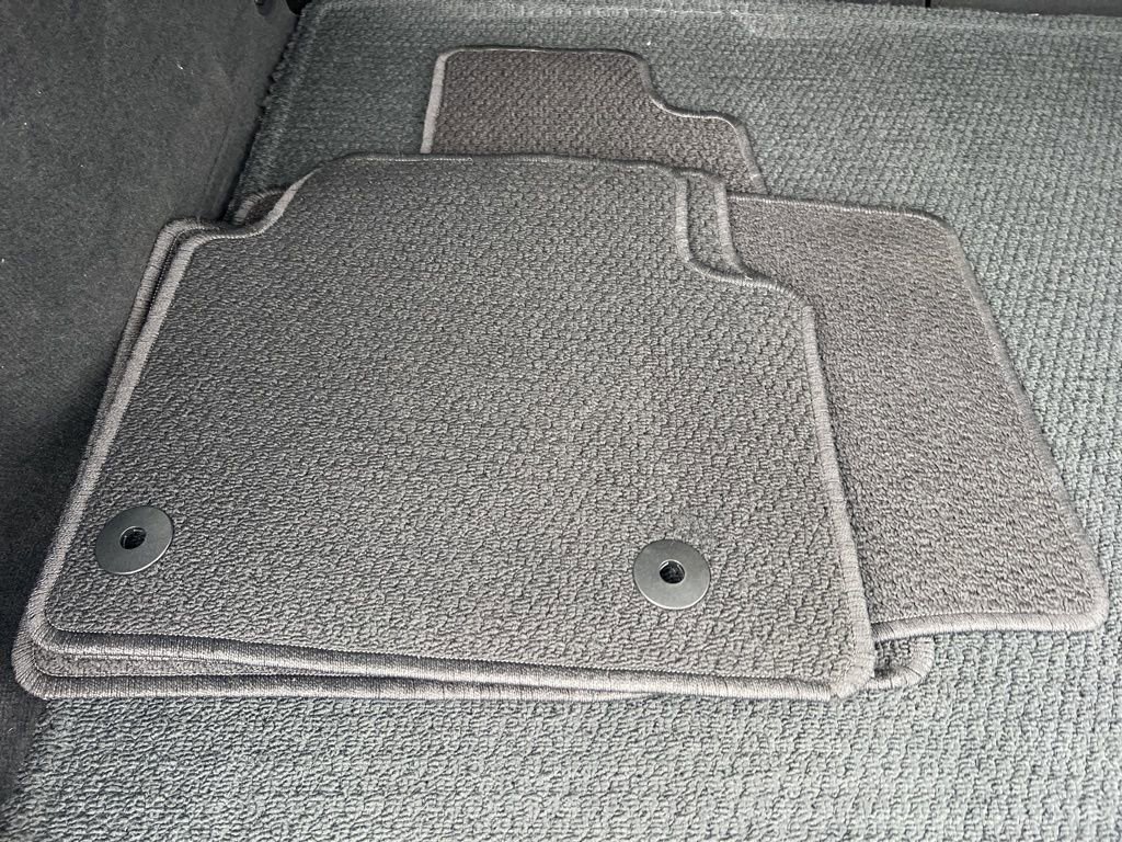 Used 2022 Jeep Grand Cherokee Summit w/ Advanced Protech Group IV image 12