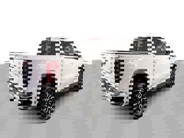 Used 2025 GMC Sierra 1500 AT4 w/ AT4 Premium Package image 8