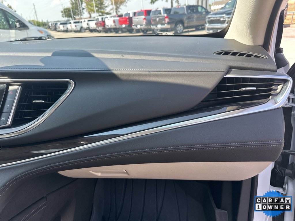 Used 2024 Buick Enclave Essence w/ Experience Buick Package image 62