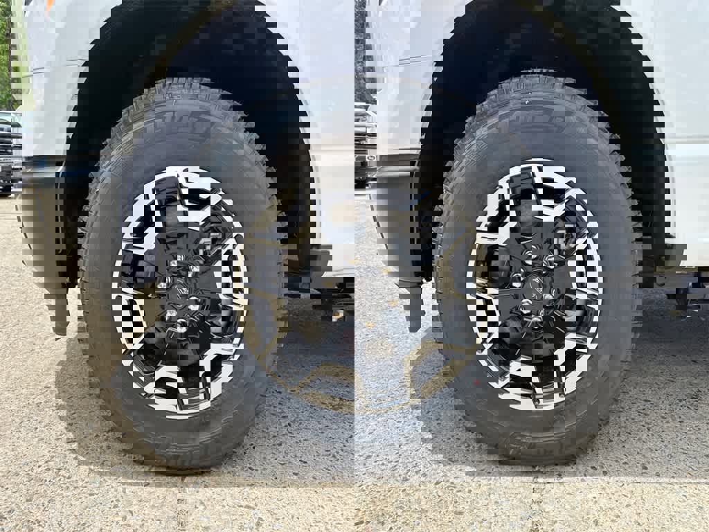 New 2023 Ford F150 Lightning Pro image 9