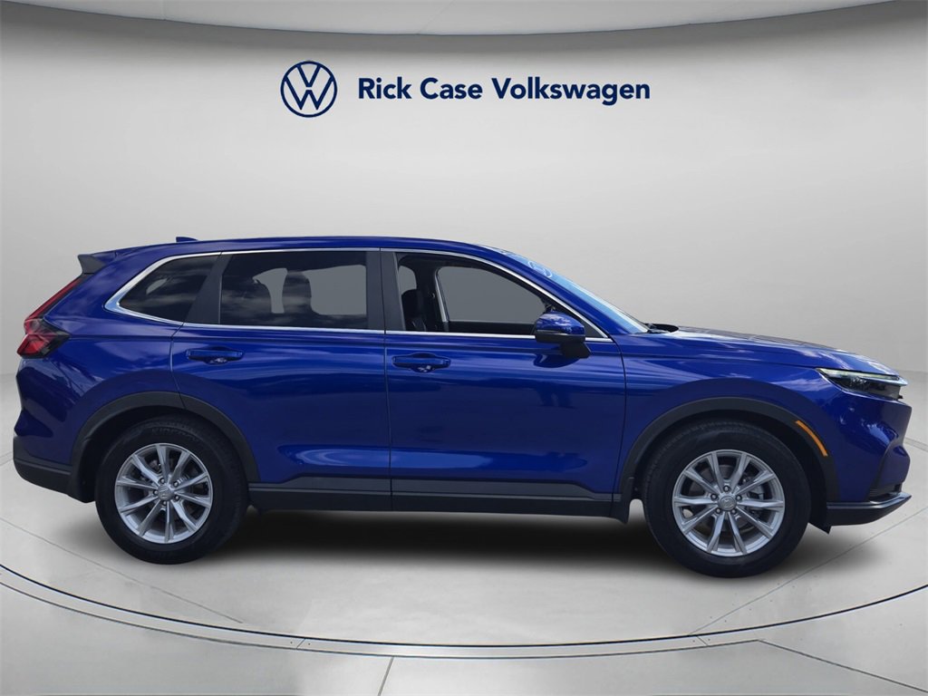 Used 2023 Honda CR-V EX image 3