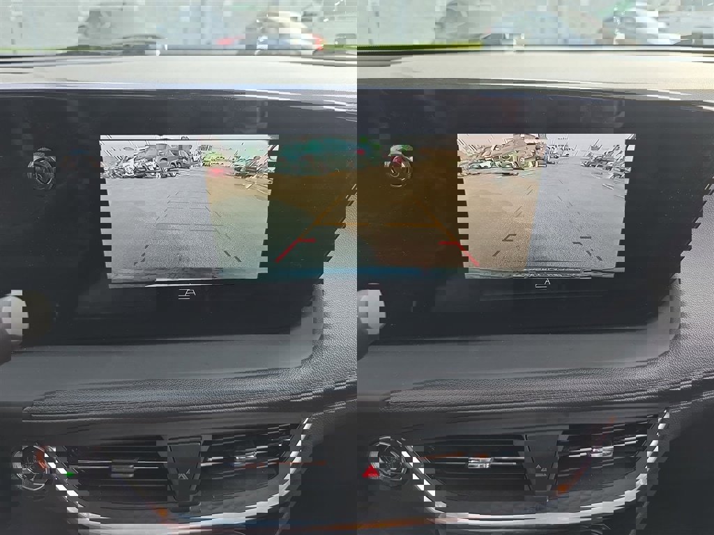 Used 2024 Buick Encore GX Sport Touring image 21