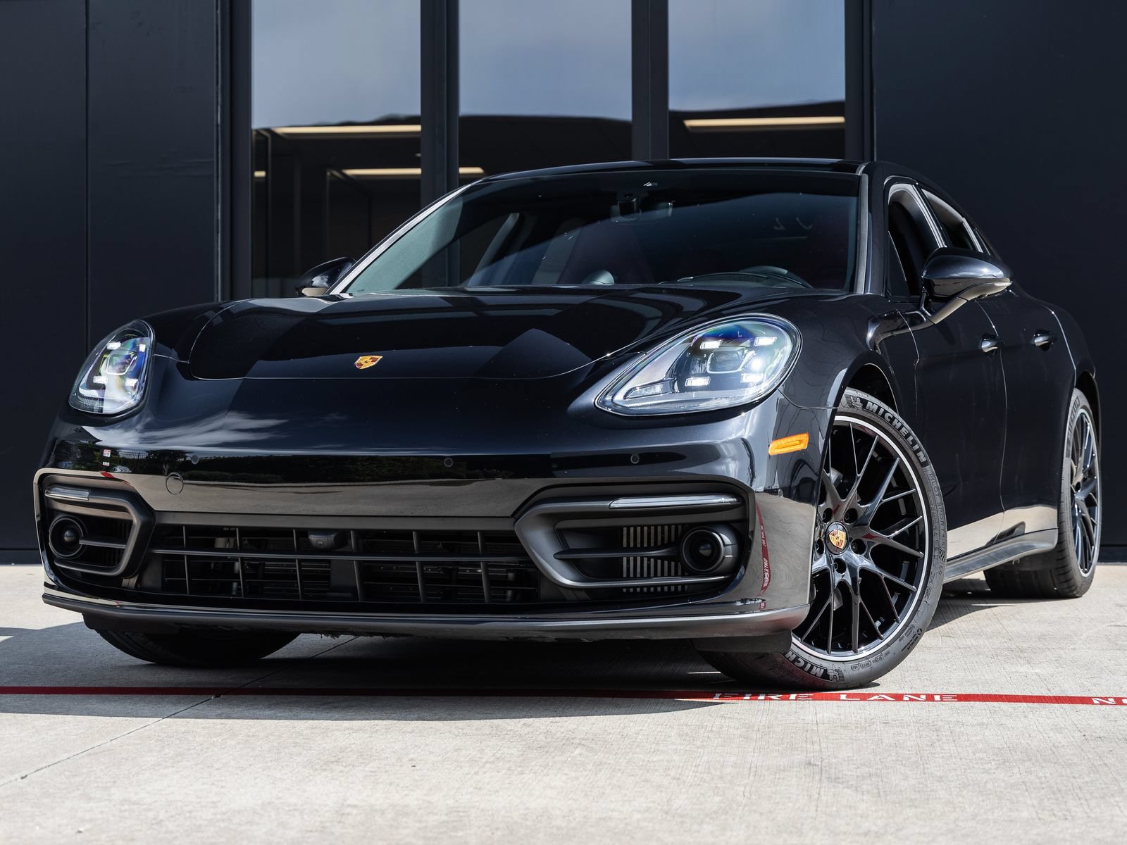 Certified 2023 Porsche Panamera 4S AWD/4WD image 1