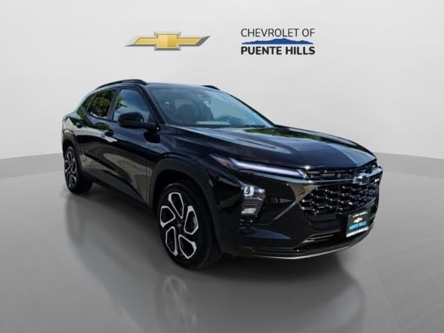 New 2026 Chevrolet Trax RS w/ Driver Confidence Package FWD image 2