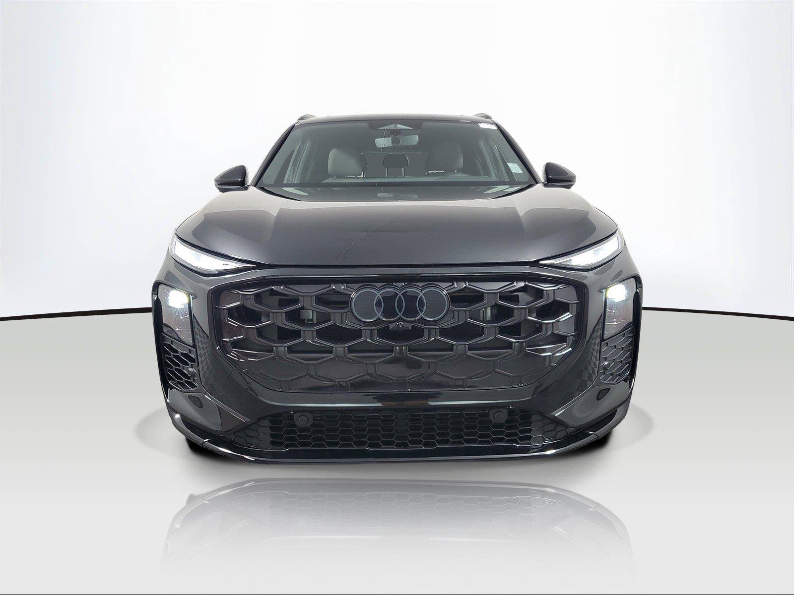 New 2026 Audi Q3 quattro 2.0T AWD/4WD image 2